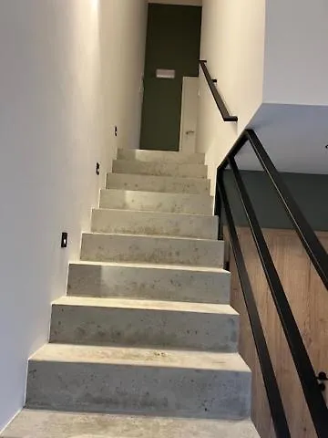 Les Midis Au - La Batisse - 4 Personnes Vakantiehuis